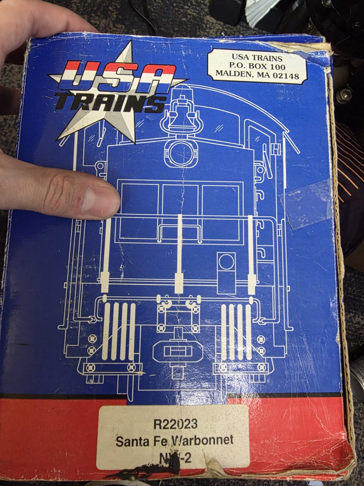 USA Trains R22023 G Scale Santa Fe Warbonnet EMD NW-2 Switcher Diesel Loco #1210