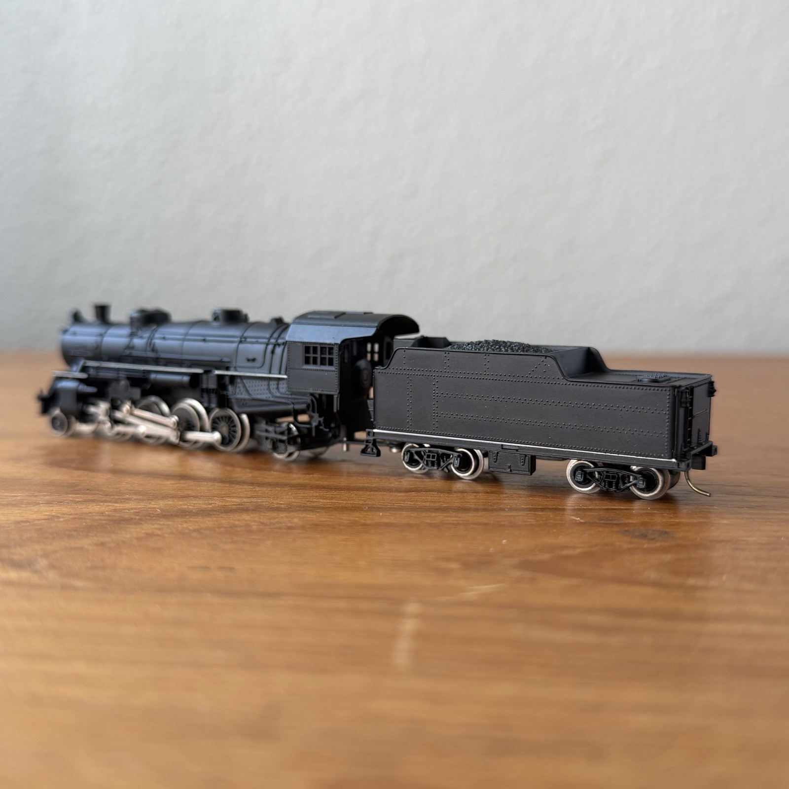 Atlas 2180 N Scale Undecorated 2-8-2 Mikado Steam Locomotive & Tender W/ Box