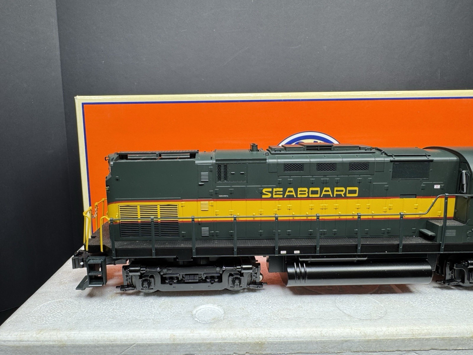 Lionel 6-28219 TMCC Seaboard Alco C-420 diesel engine #136 LNIB