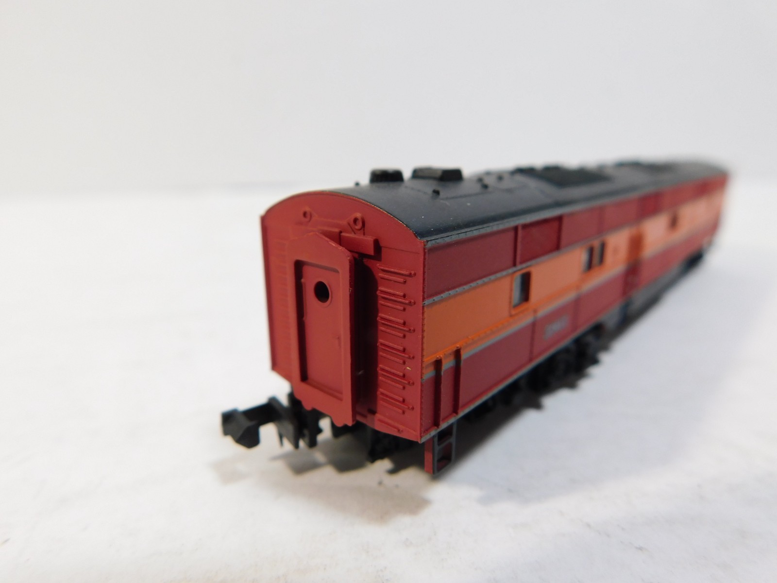 Life-Like N Scale 7046 E7 B Locomotive #5903 Red Orange (LL-7046B)