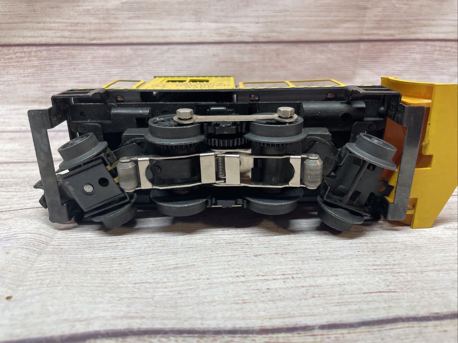 Lionel Alaska Railroad 8368 O Gauge Motorized Switcher Locomotive Snowplow