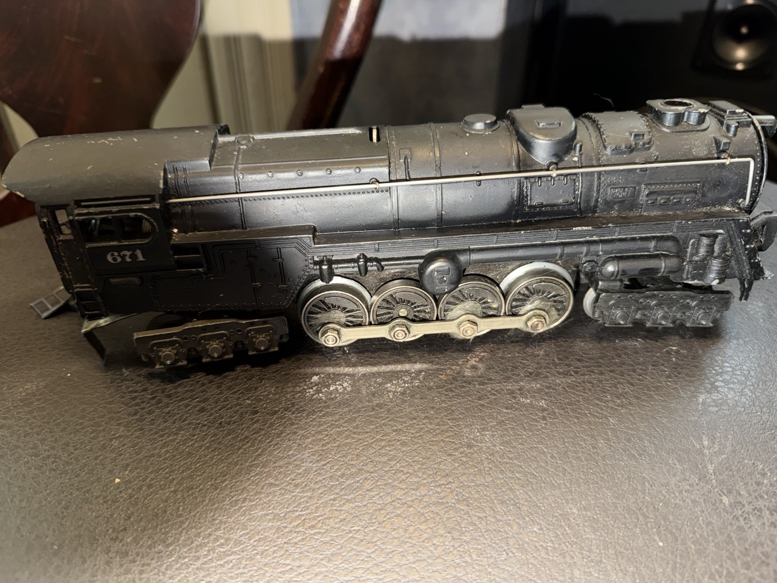 lionel 671 locomotive