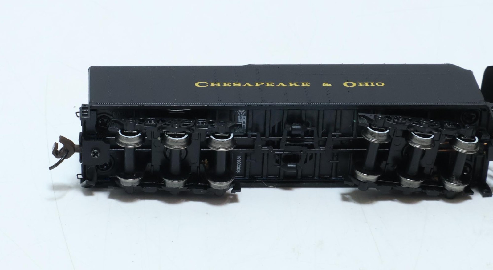 Bachmann Chesapeake & Ohio #2760 2-8-4 Locomotive & Tender DCC N Scale