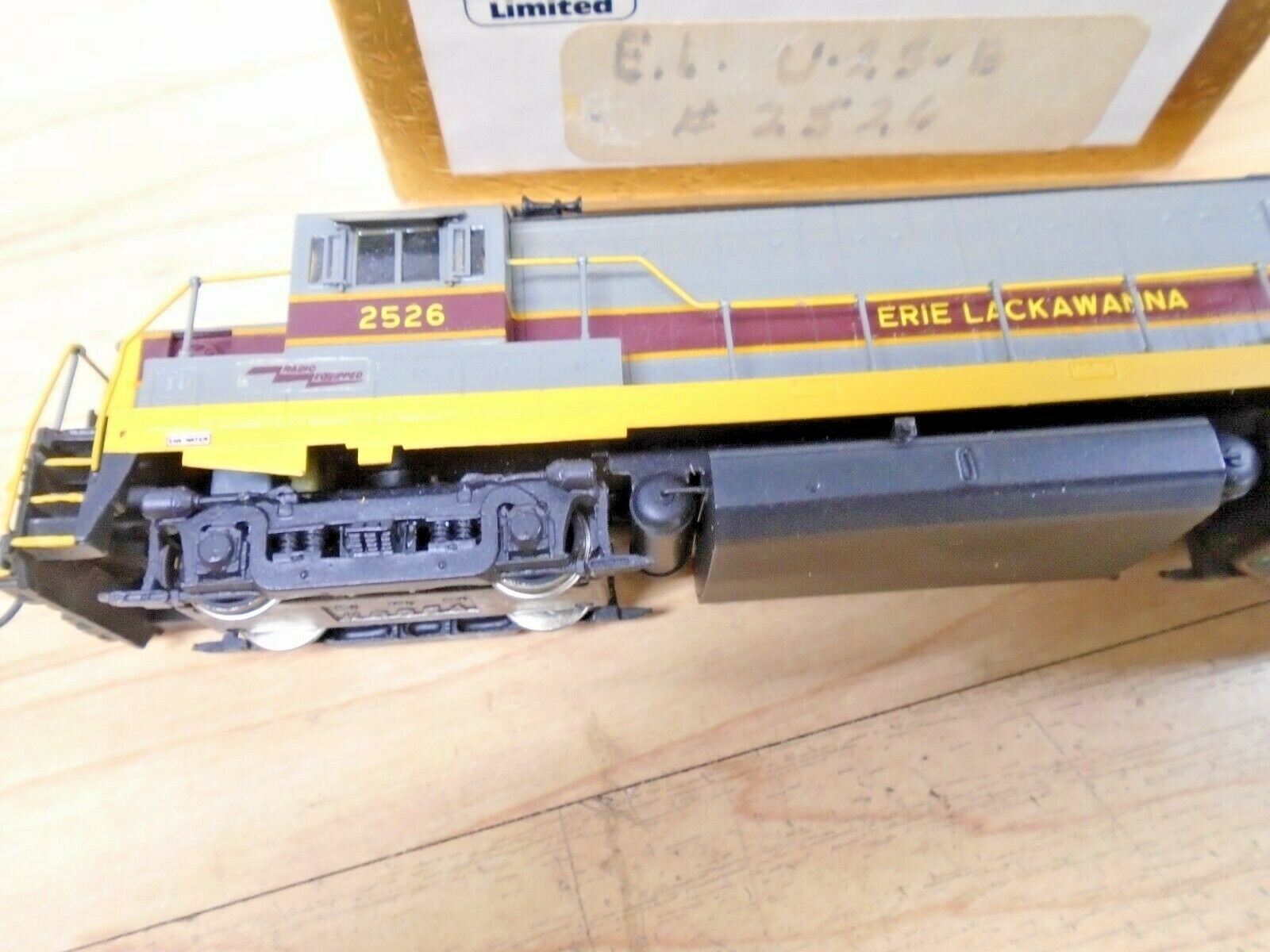 Orient Ltd BRASS HO SHS Korea Finished Erie DIESEL LOCO Runs Scale Couplers OB