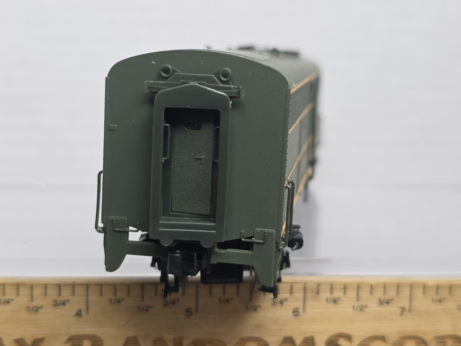 Proto 2000 HO Scale 8387 Spokane Portland & Seattle Dummy FB2 Diesel Loco NOS