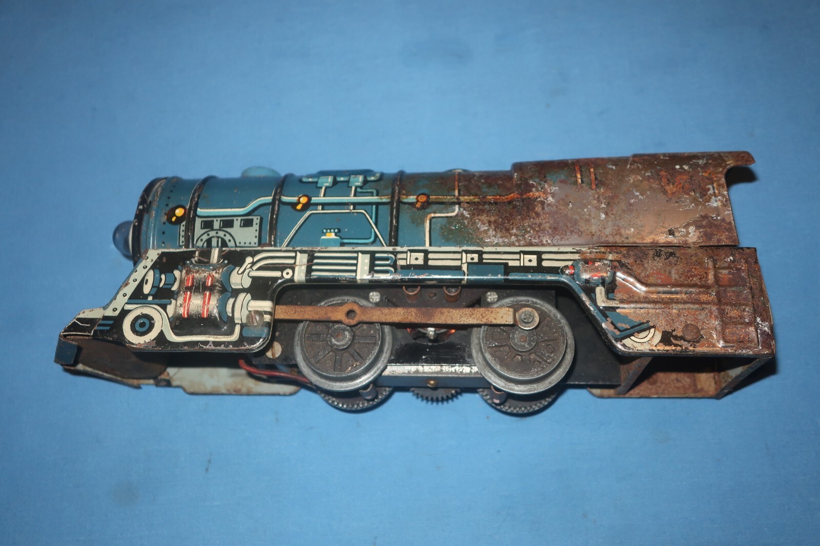 Unique Art #1950 Tin Litho Steam Locomotive. Runs
