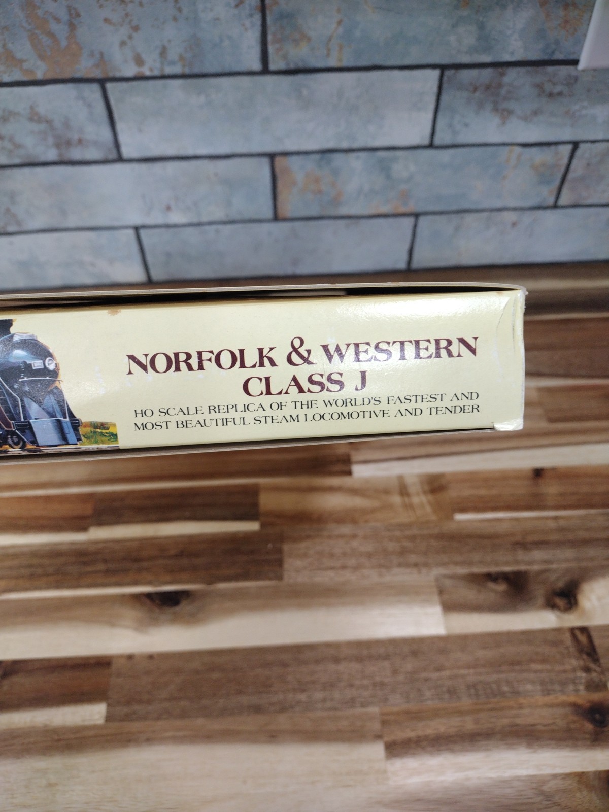 BACHMANN NORFOLK & WESTERN CLASS J 600 limited Edition HO Scale Original Box