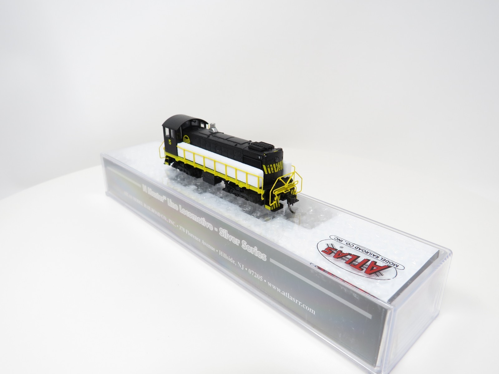 Atlas N 40005708 US Steel Alco S-2 Diesel Switcher Locomotive Model Train
