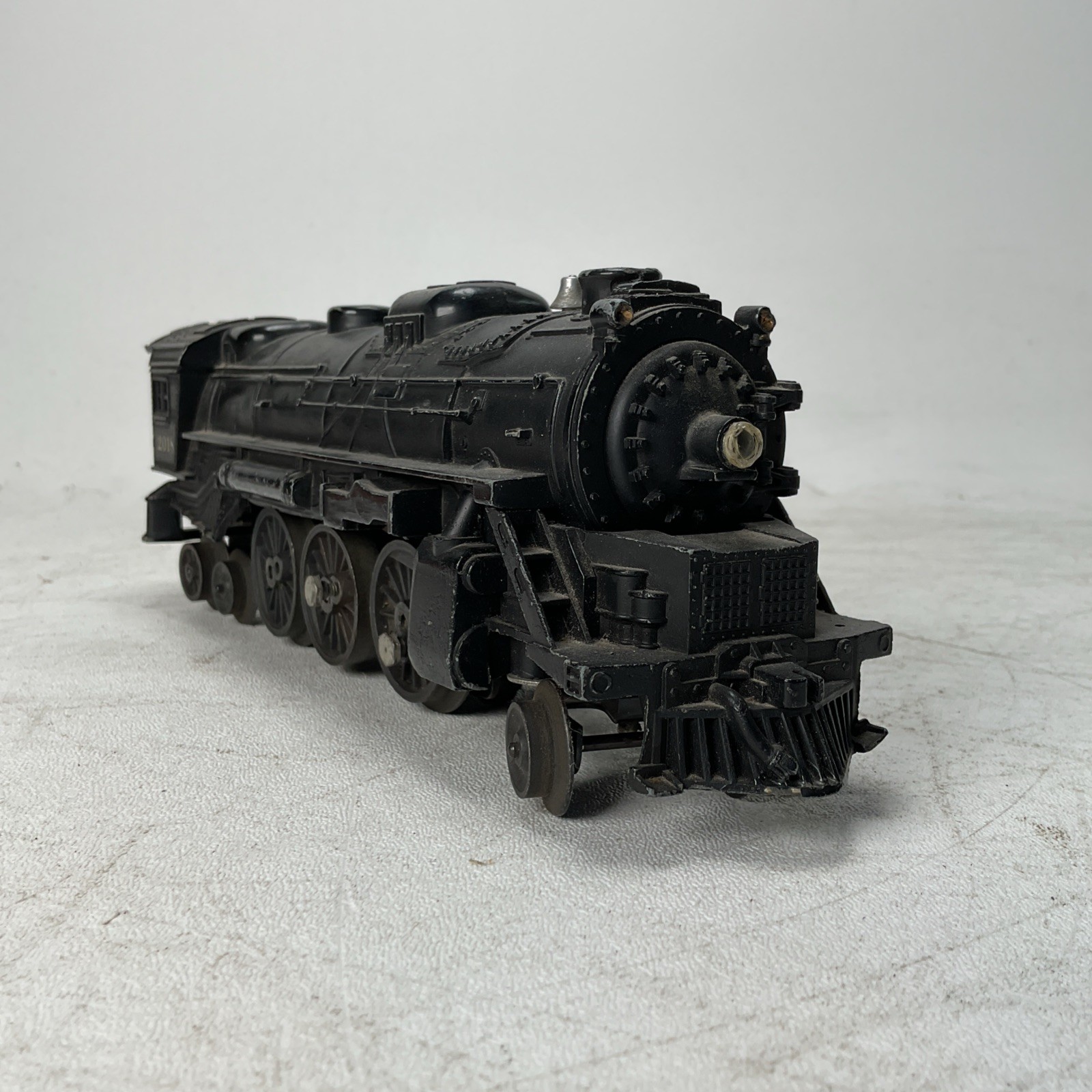 Vintage Lionel O27 Post War #2018 Model Train Engine – Prebuilt