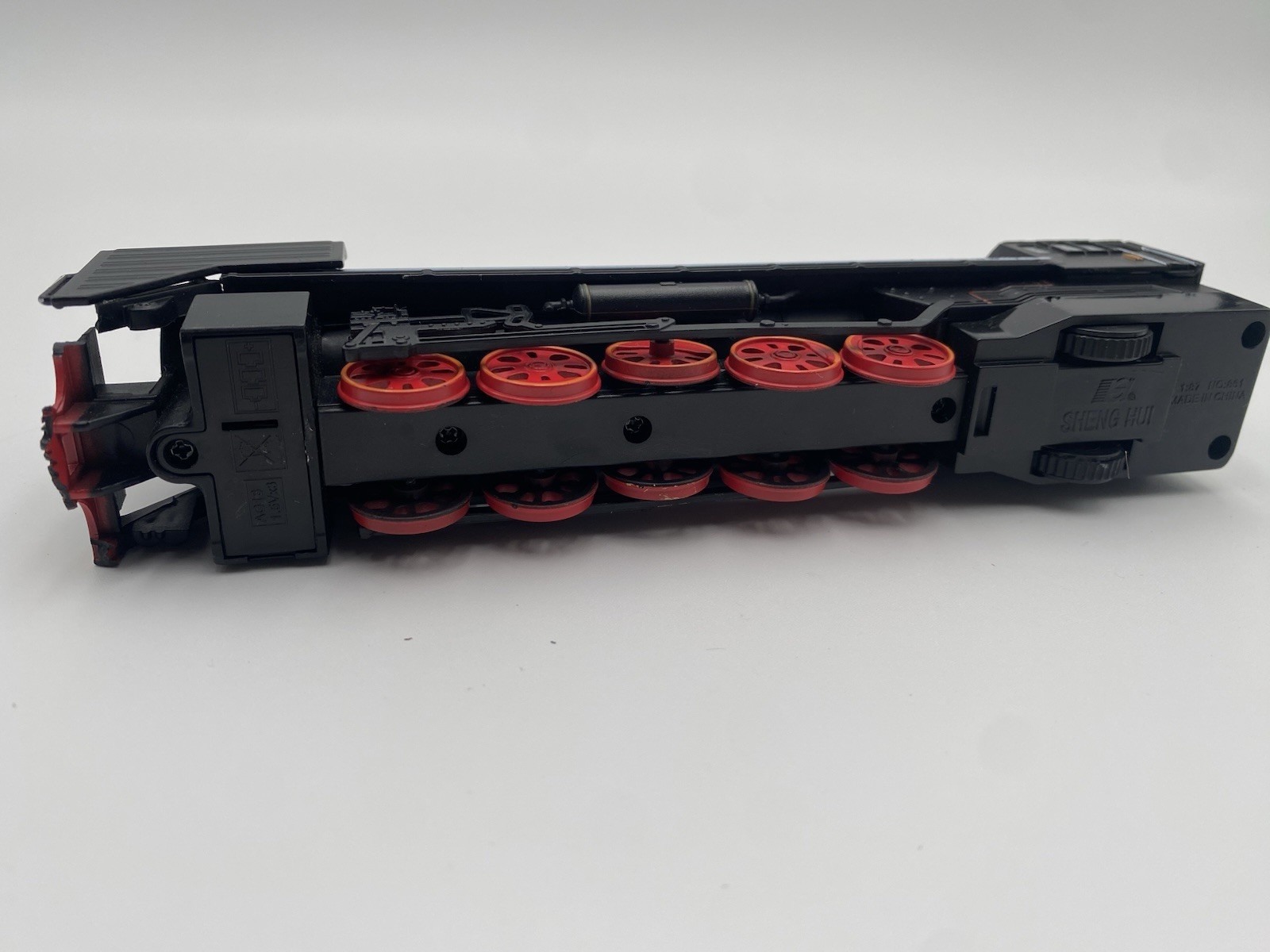 Sheng Hui HO 1:87 Deutsche Bahn BR 03 4-6-2 DC Analog 2-Rail Black/Red