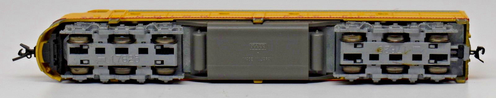KATO N 1:160 #927 UP UNION PACIFIC EMD E8/9 A DIESEL 176-263 LNIB RUNS GREAT