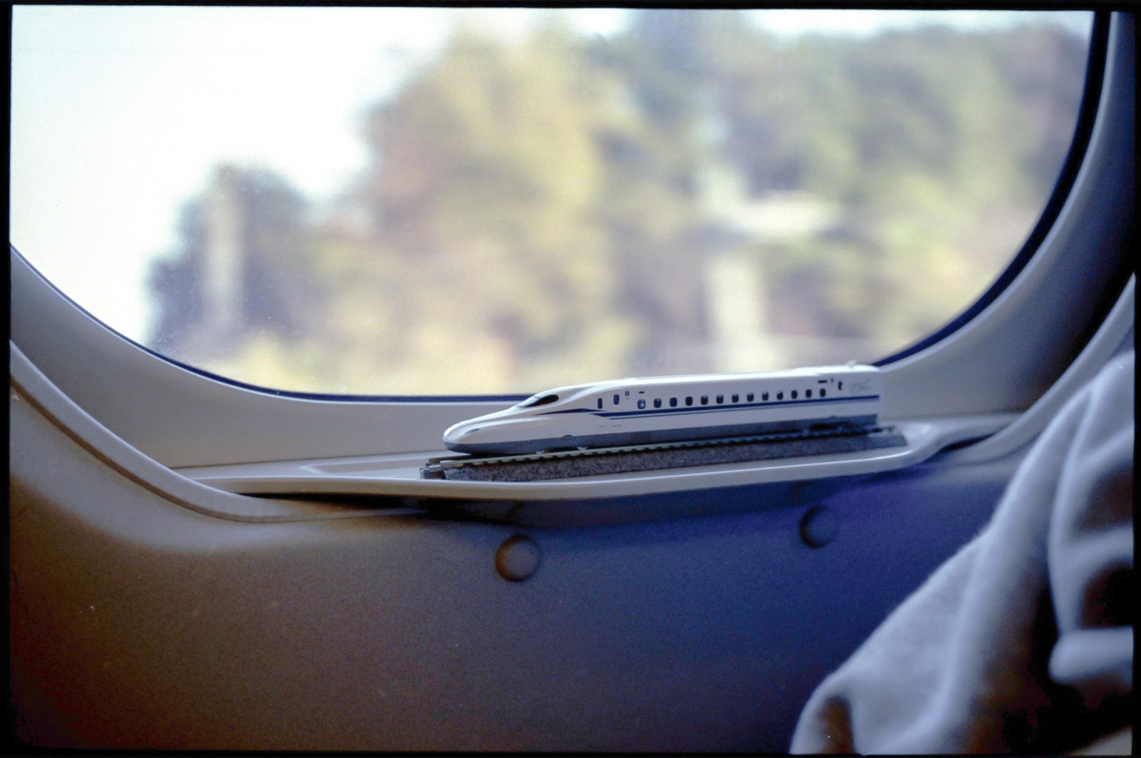 KATO Traveling N Gauge E7 Series Shinkansen Shinkansen 12-004 Railway Model JP