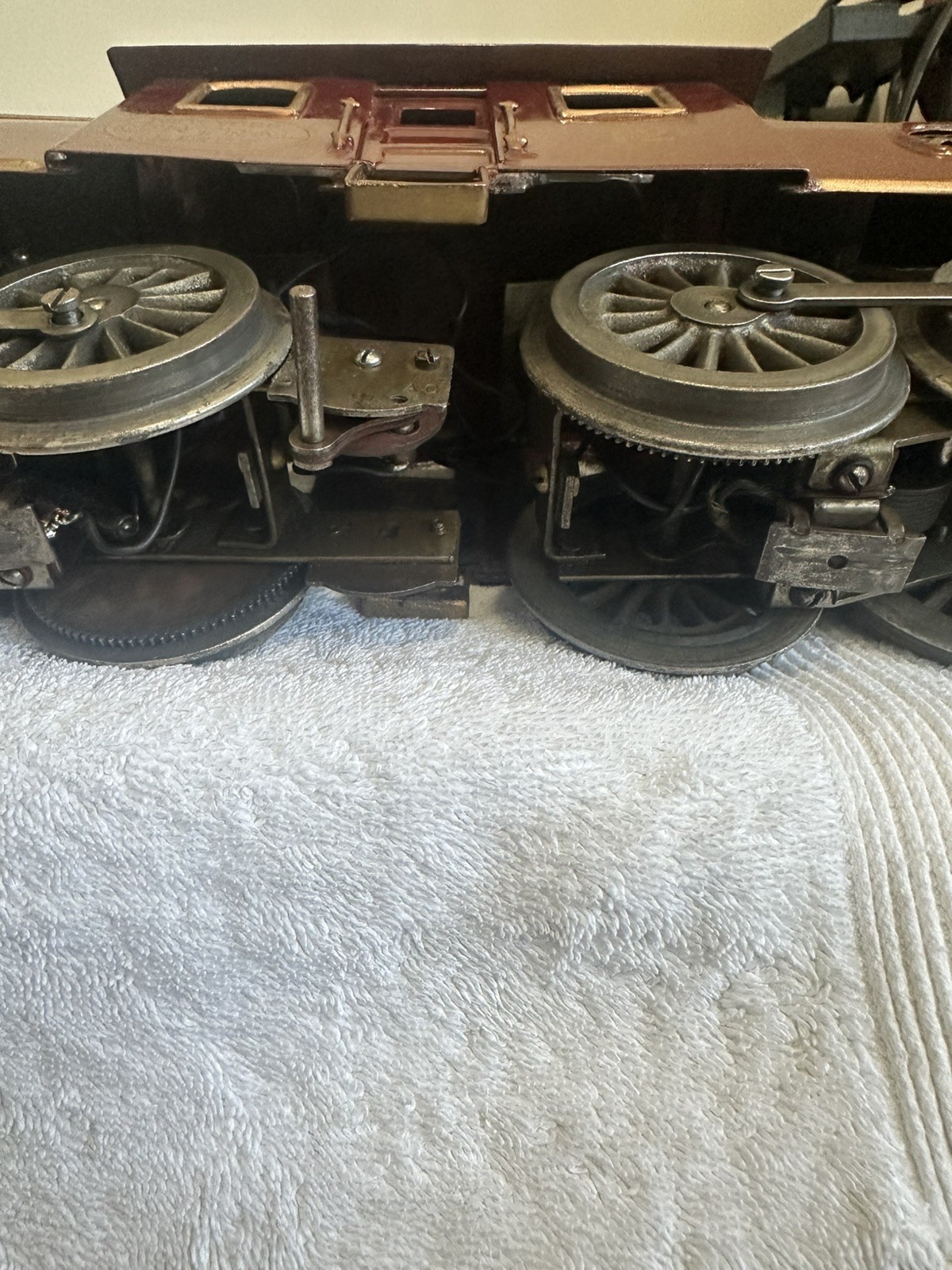 Prewar Lionel Standard Gauge No. 42 Electric Locomotive No. 35 & 36 Cars Runs