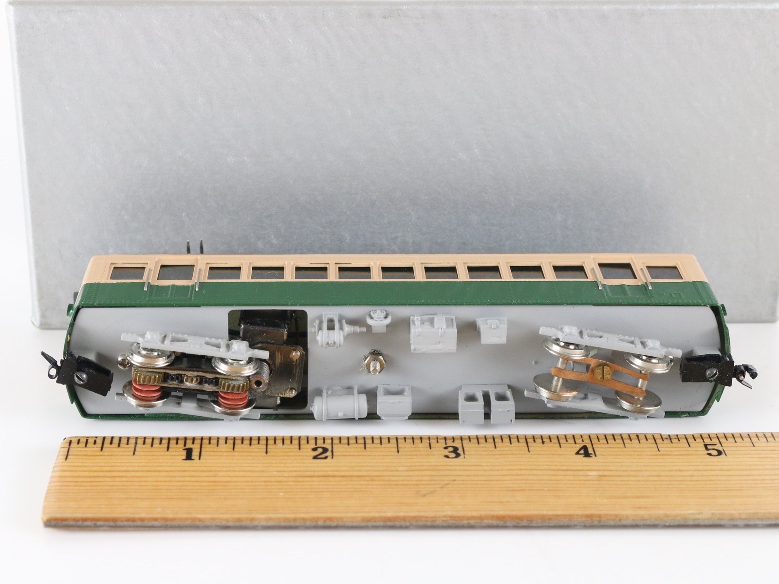 Coral Ueda Kotsu Moha Japan N Painted Brass Trolly Car W/ Pantograph Assembled
