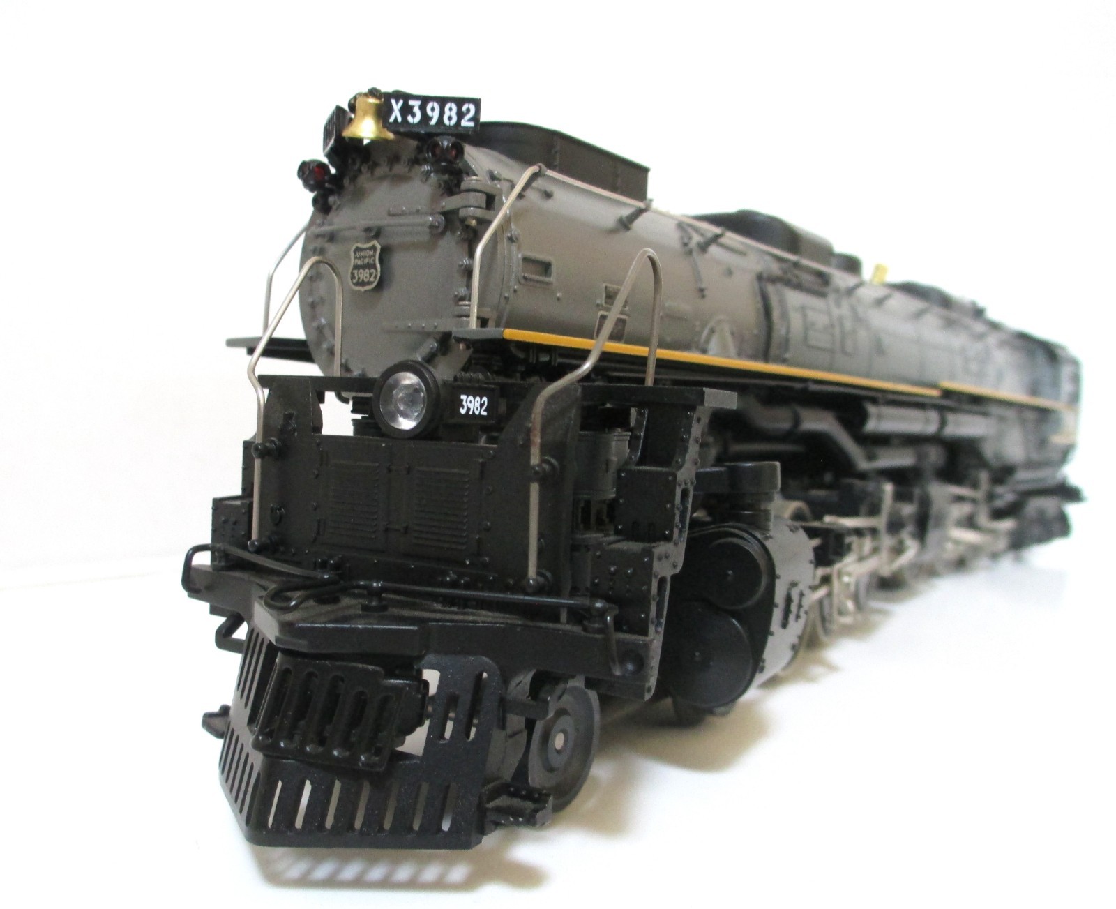 MTH Union Pacific No.3982 4-6-6-4 Die-Cast Challenger Loco & Tender P/S READ