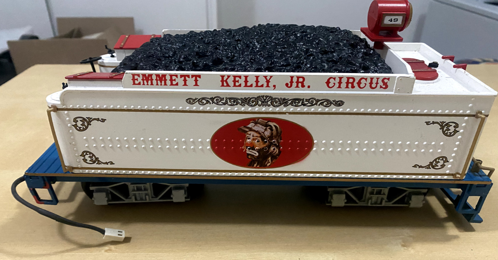 Bachmann G Scale Ringmaster Circus – Emmett Kelly, Jr. Coal Tender Rail Car