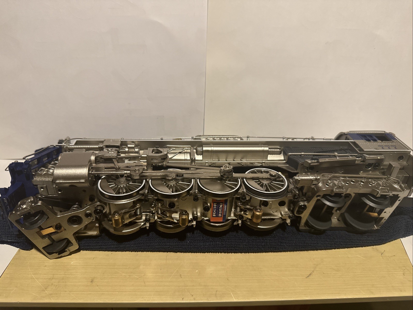 LIONEL 2431510 NICKEL PLATE LIMITED LEGACY BERKSHIRE #777 L/N O/B