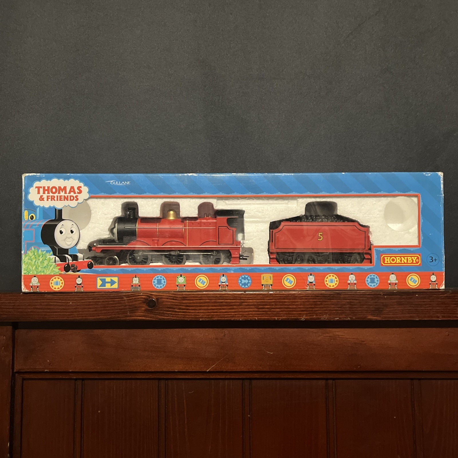 RARE OO Hornby R852 Thomas & Friends James The Red Engine – WORKS (READ)