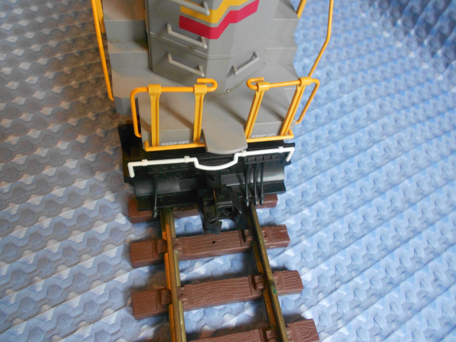 LIONEL 8-85000 G Scale SEABOARD SYSTEM GP-9 DIESEL LOCOMOTIVE LIONEL 8-85000