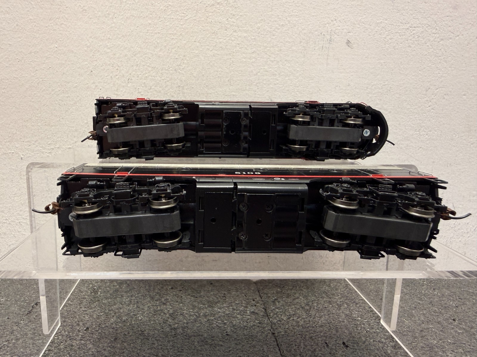 Athearn HO G1627 SP EMD F7A/F7B Phase 1 Diesels 6203 & 8106 – DCC Ready