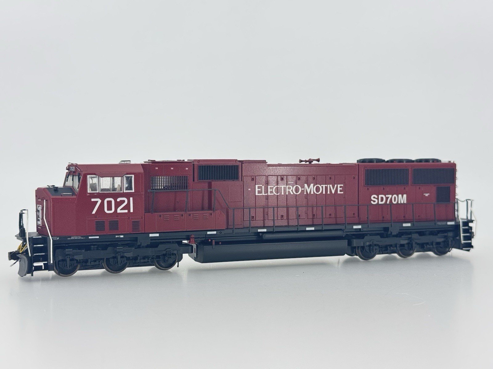 HO Athearn Genesis EMD Lease SD70M Diesel Locomotive #7021 DCC ONLY