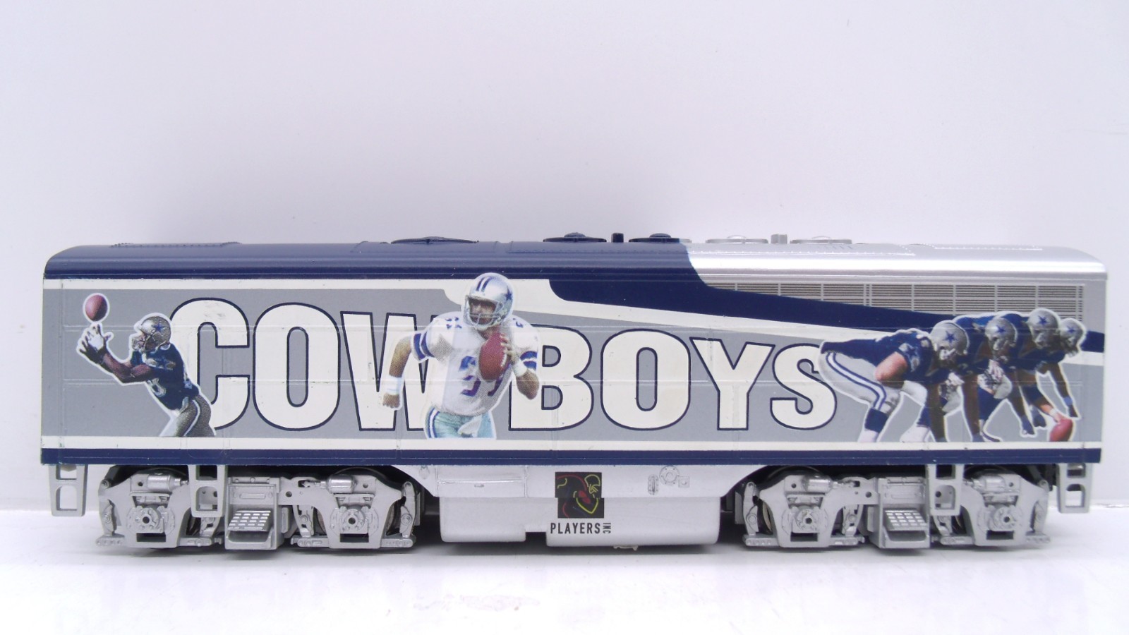 Bachmann Hawthorne HO Cowboys Football Dummy F7 B-unit Diesel Locomotive READ