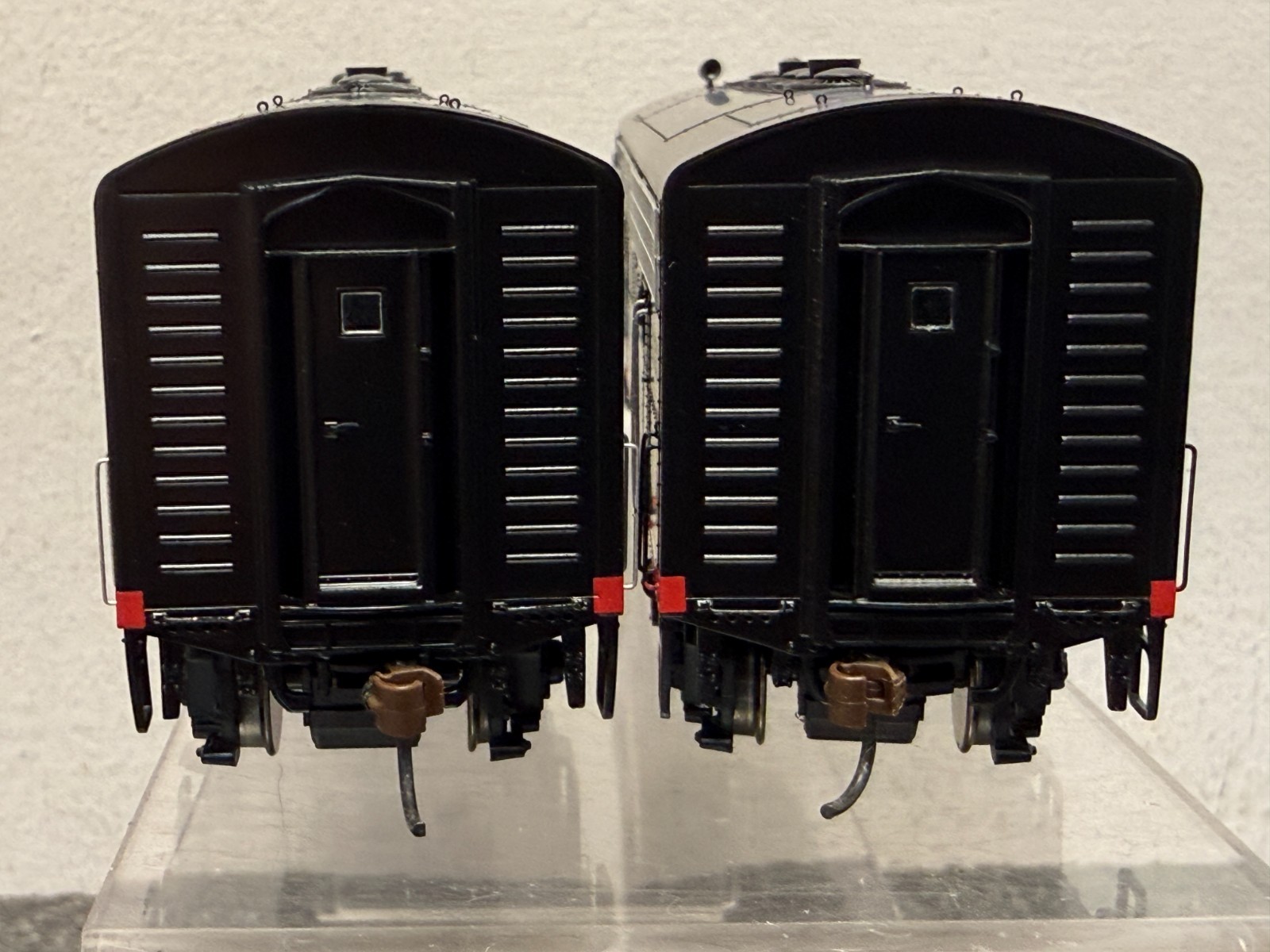 Athearn HO G1627 SP EMD F7A/F7B Phase 1 Diesels 6203 & 8106 – DCC Ready