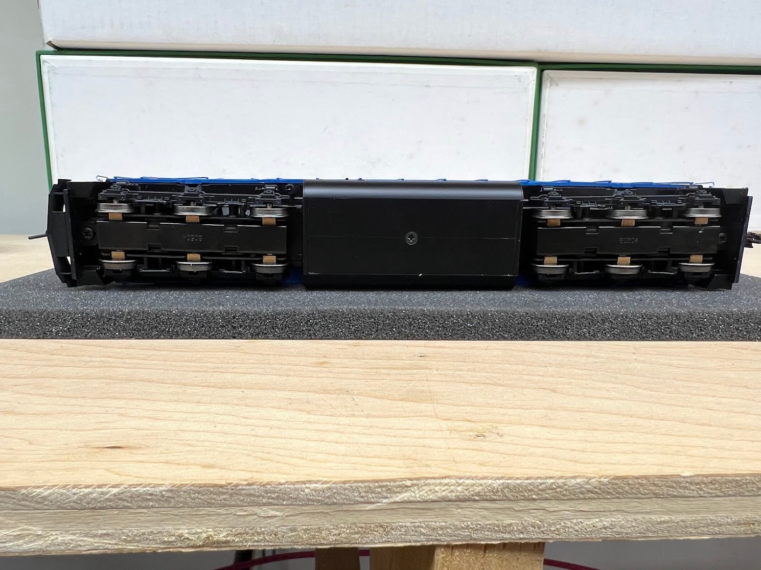 HO Athearn RTR #89858 Conrail SD40 #6285 United Way logo DCC Ready