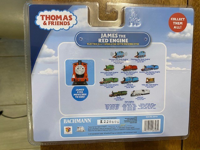 Ho Electric Trains by Bachmann – James the Red Engine #58743