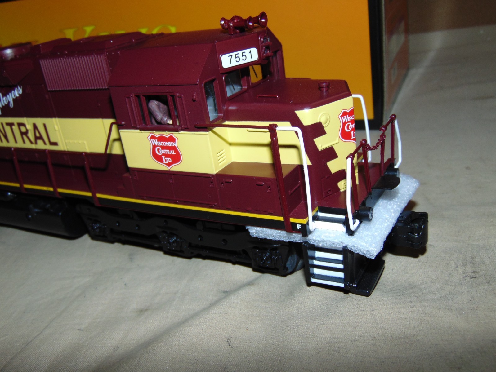 MTH RAILKING O 30-2361-0 WISCONSIN CENTRAL SD-45 DIESEL WITH SMOKE & SOUND