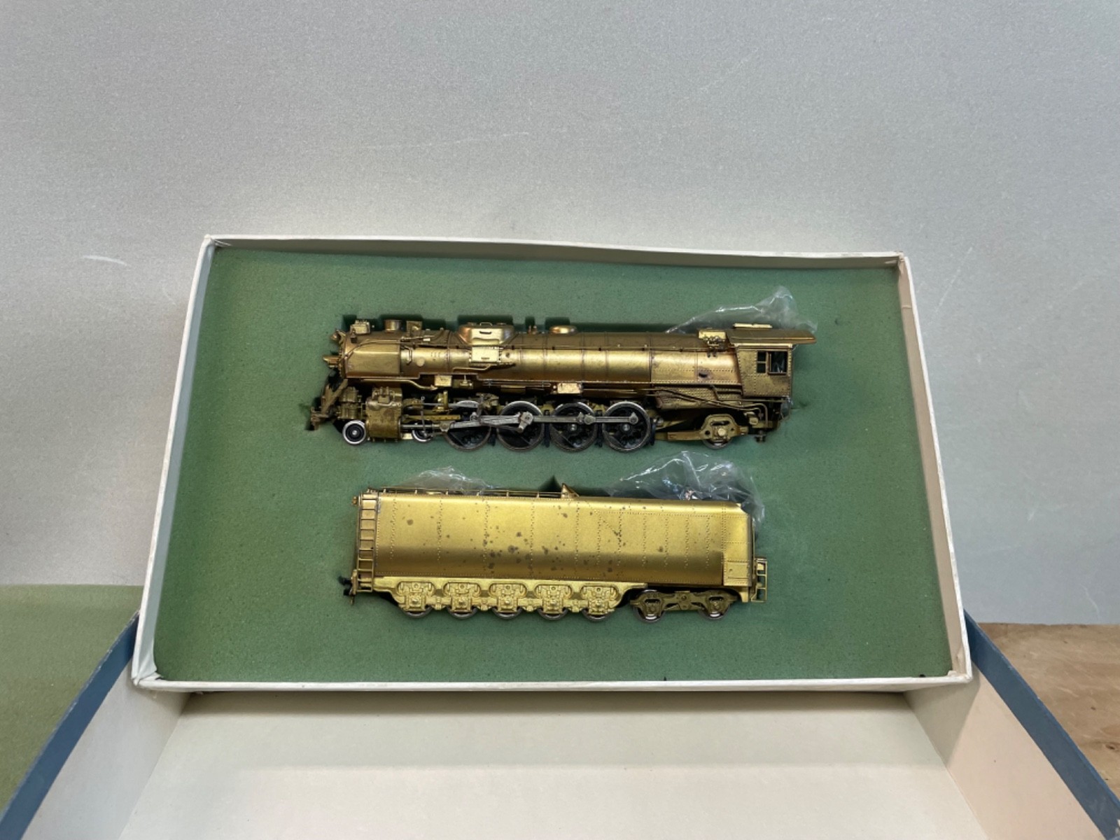 AHM HO Brass Class R1-D 4-8-2