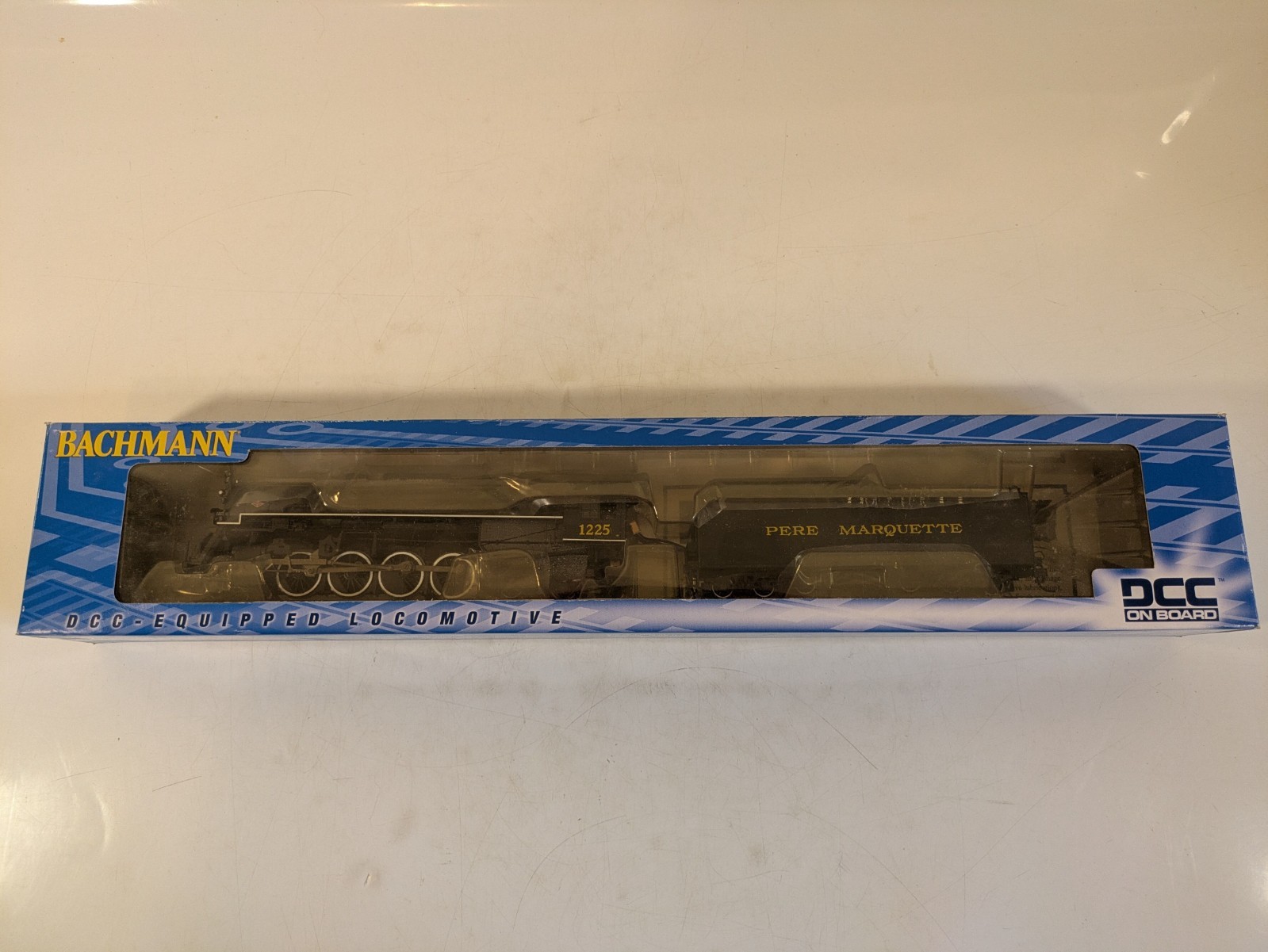 HO 2-8-4 w/ Tender Berkshire Pere Marquettte DC+DCC NIB NOS # 50901