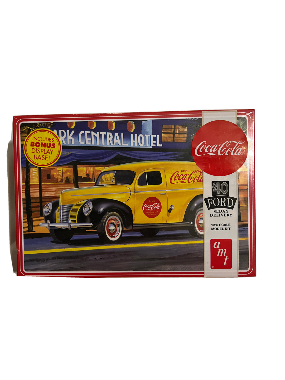 AMT 1/25 Scale 1940 Ford Sedan Delivery Coca-Cola