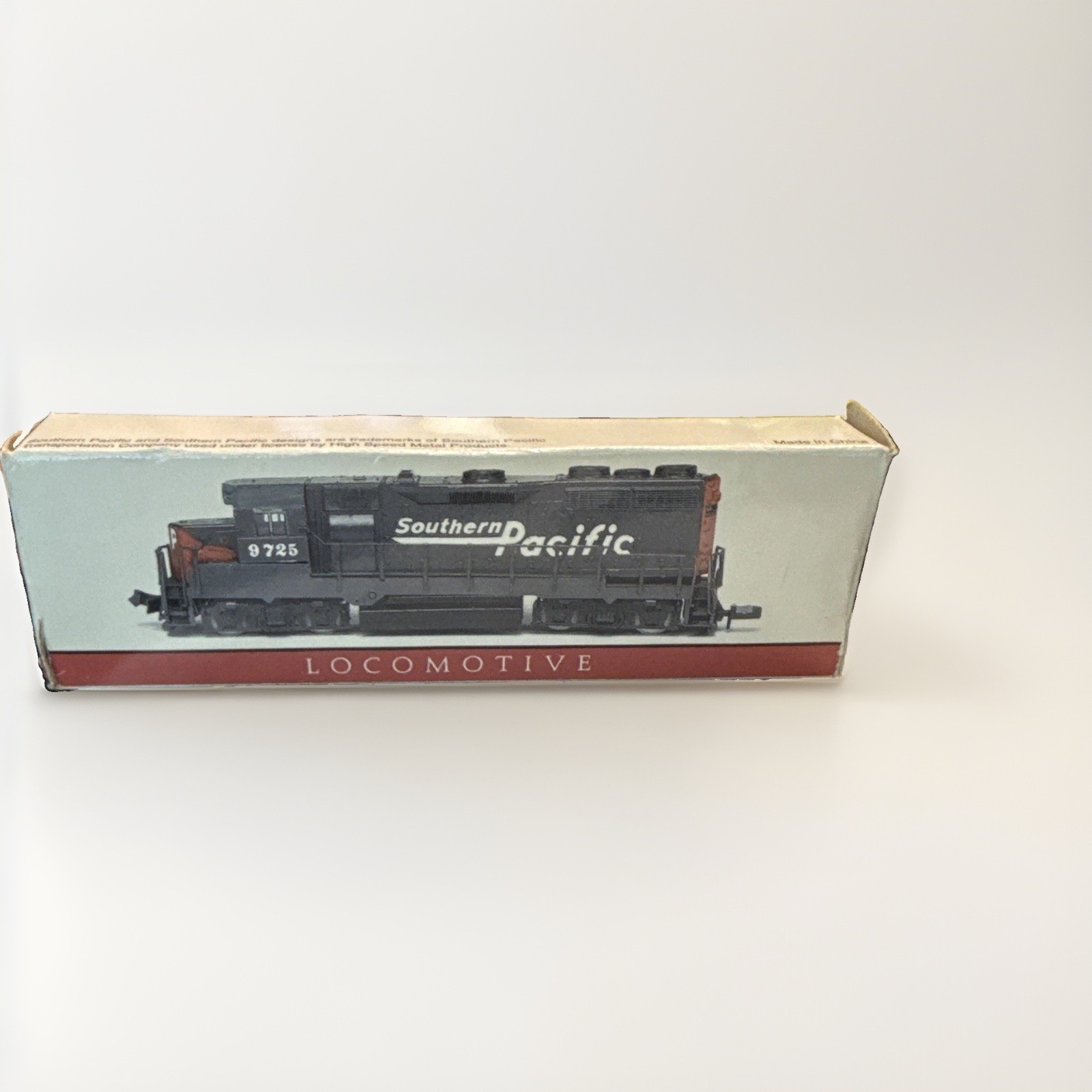 VNT Southern Pacific Locomotive #9725 N Scale Dummy Engine (High Speed No. 418)