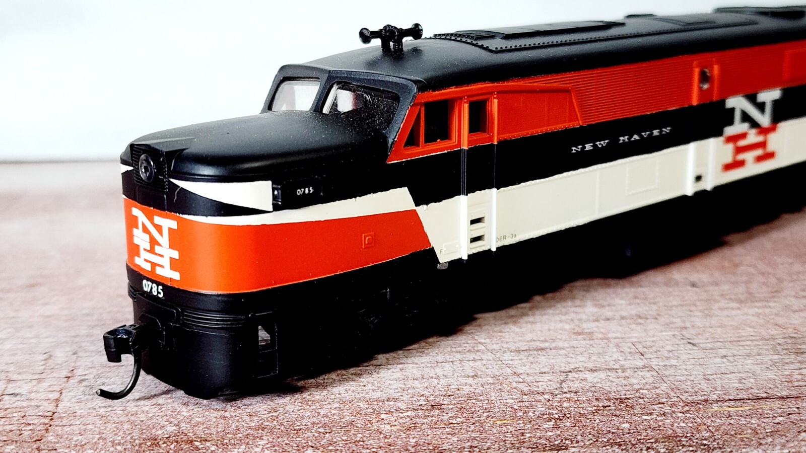 New Haven Railroad ALCO PA-1 Diesel Reverse McGinnis Paint Athearn Blue Box 3301