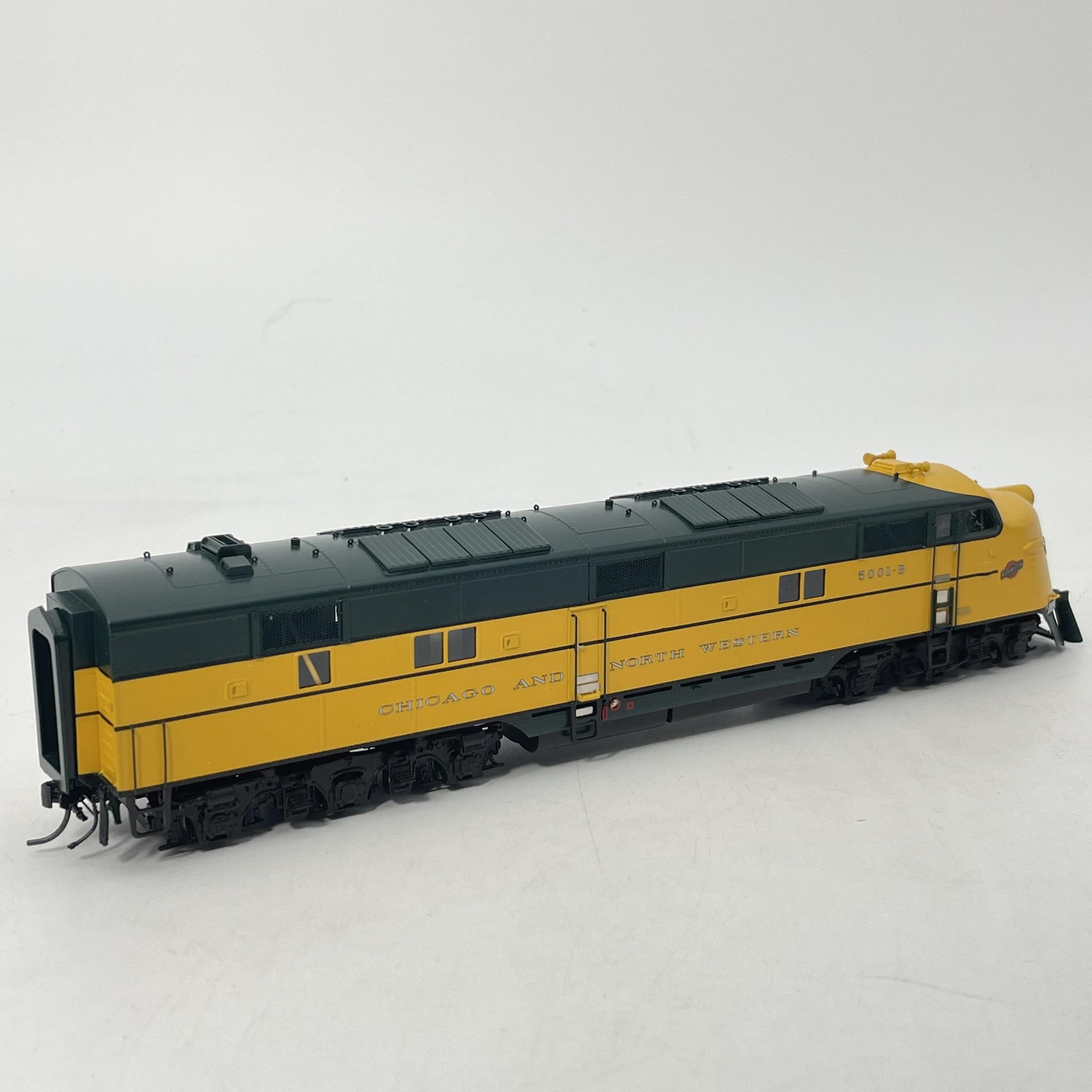 Vintage Railway Classics HO EMD E3 AA Diesel Locomotive Set C&NW Yellow Brass