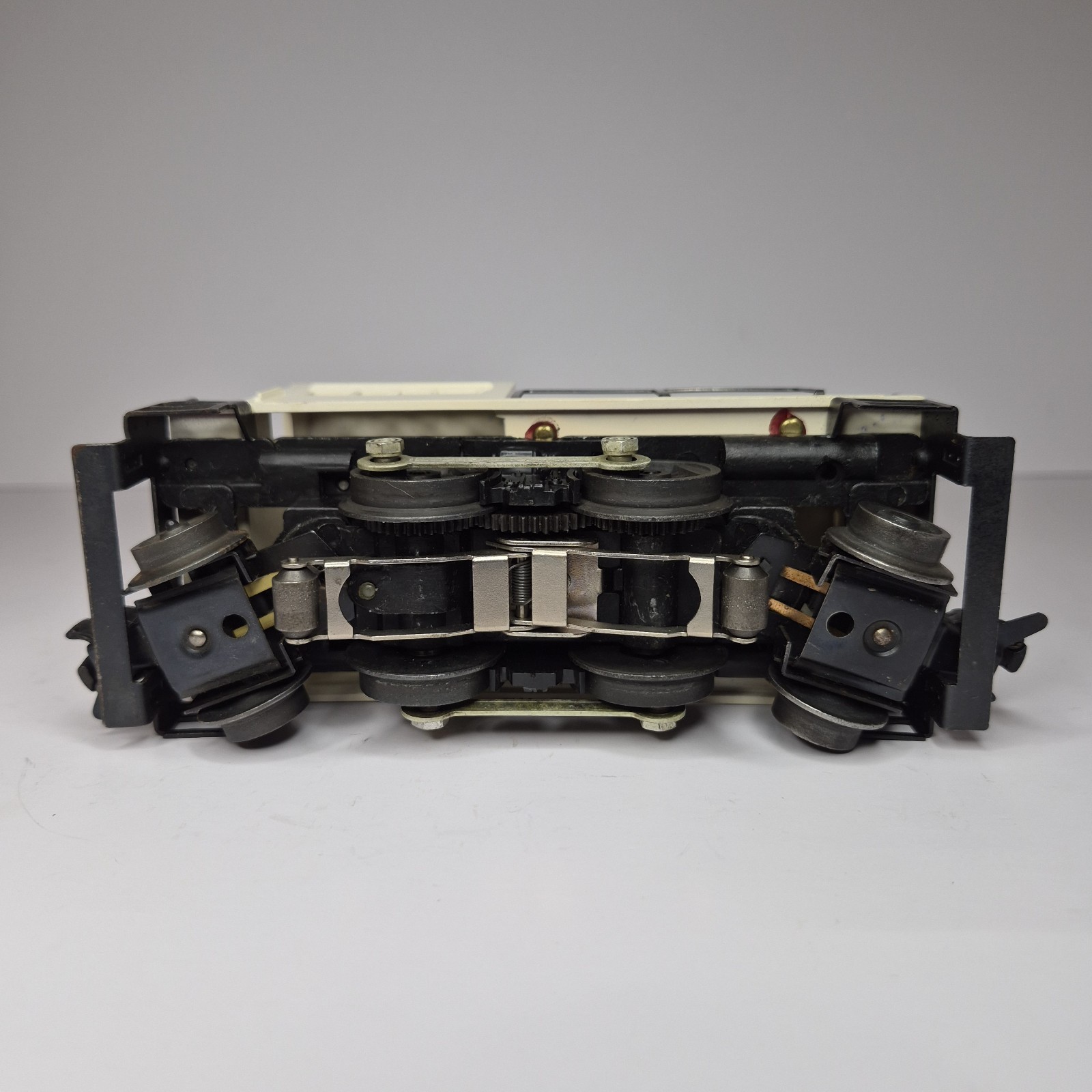 O Gauge Switcher White Locomotive 2-4-2 Runs No Lights Repainted