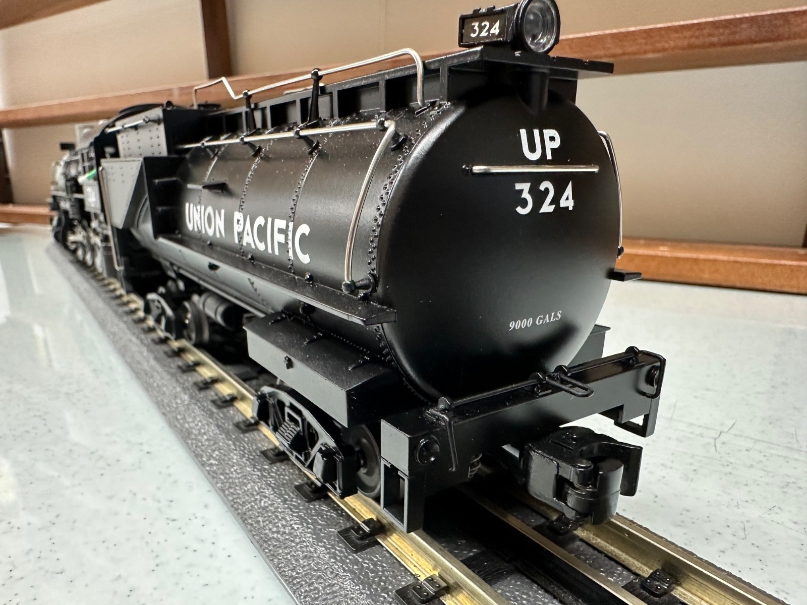 O Scale 3 Rail Lionel 6-28038 Union Pacific 2-8-0 Consolidation- Command LN