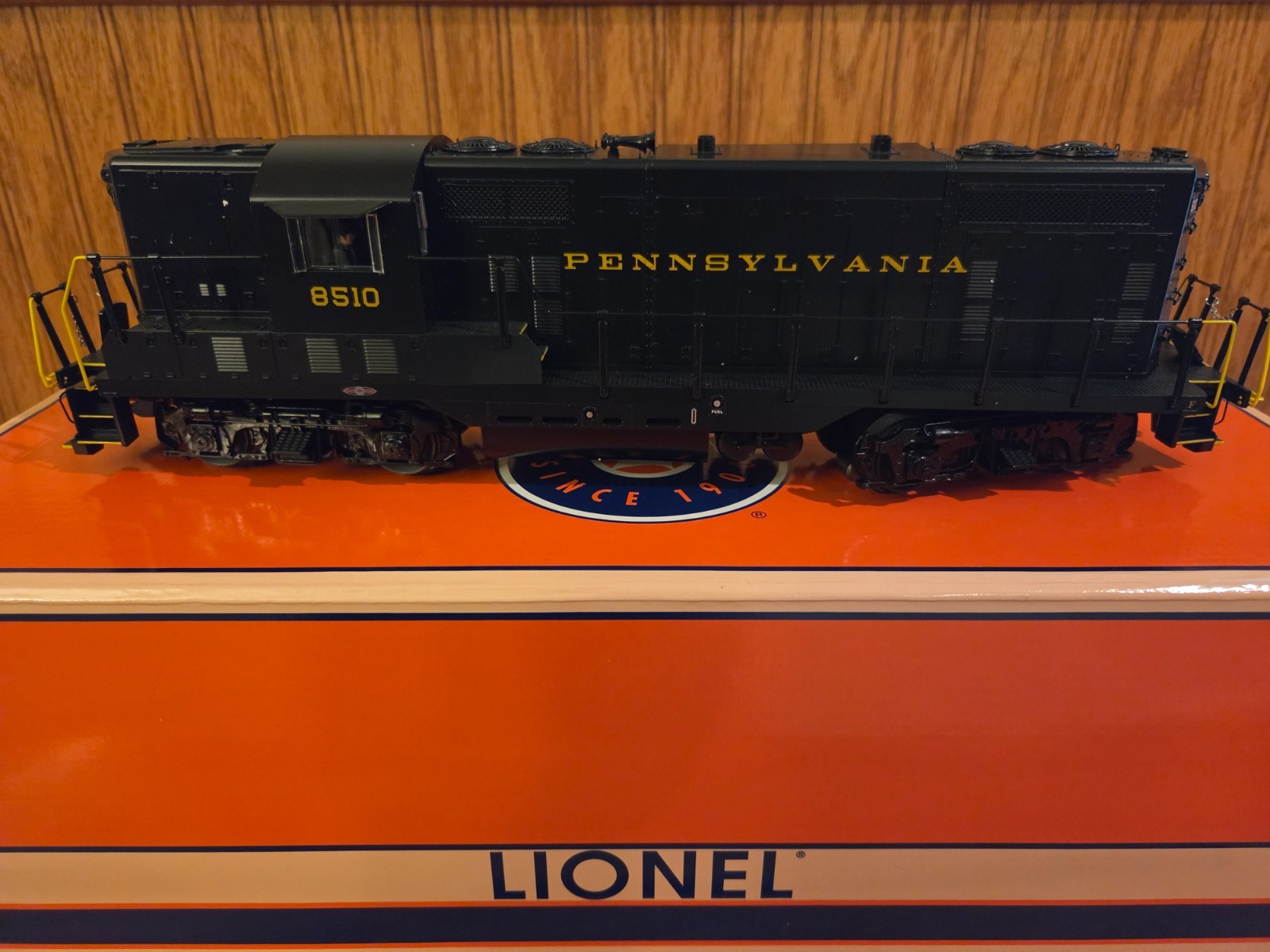 Lionel LEGACY 6-28587. Pennsylvania Railroad GP-7. New in box.
