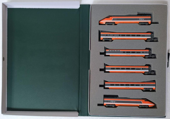 KATO N gauge TGV 6-car basic set with motor 10-198 Precision Railroad Model 2000