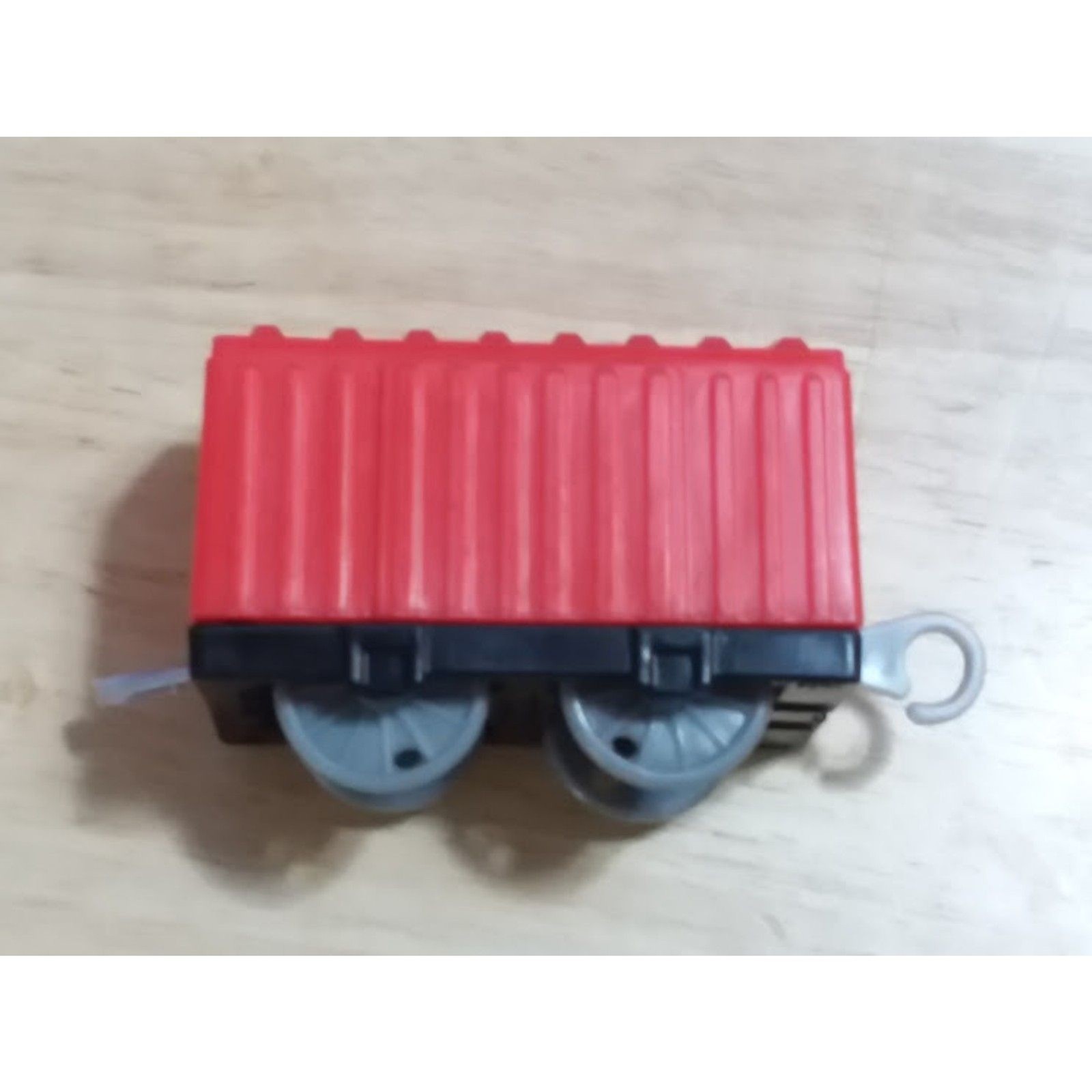 MATTEL Trackmaster Train Car Thomas & Friends Red Box Car 2013