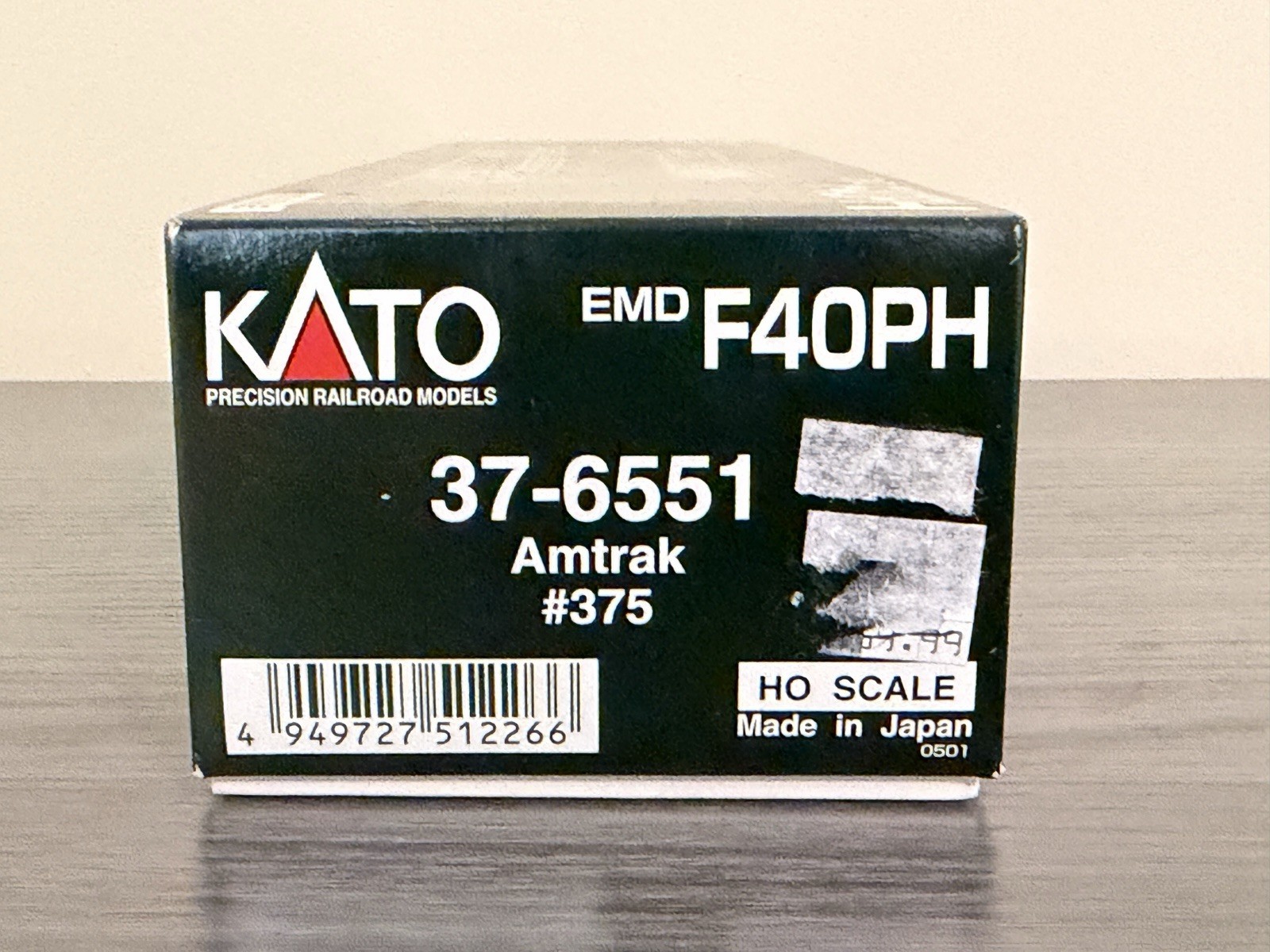 HO Scale Model Trains Kato 37-6551 EMD F40PH Amtrak #375 DC