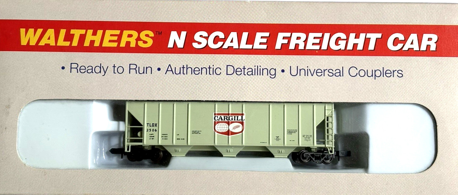 Walthers N-Scale Cargill 3-Bay Hopper Car (TLDX2506)