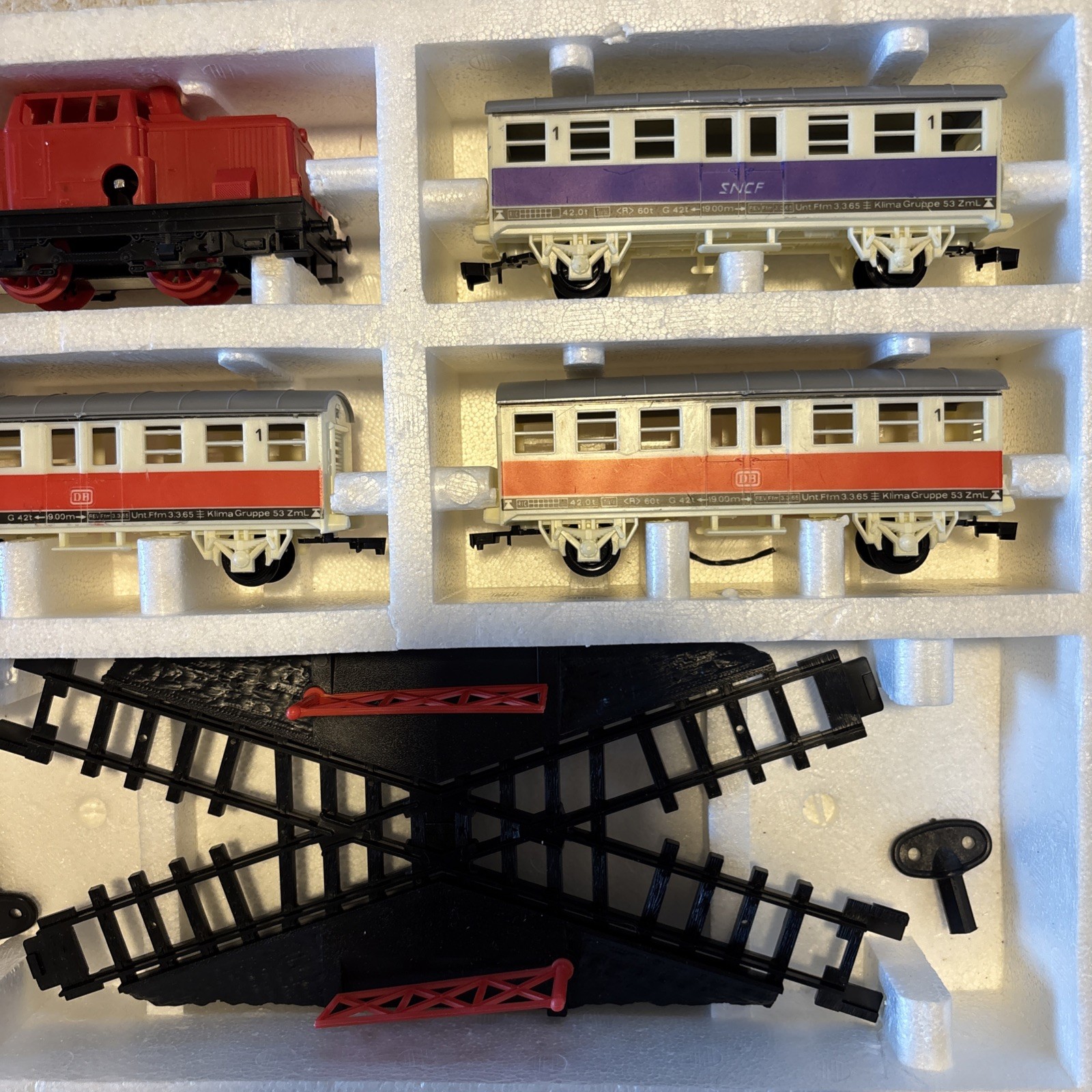 Vintage LIMA CRICK Wind Up Mechanical Train Set + Tracks 9960 w/ Box – Works!