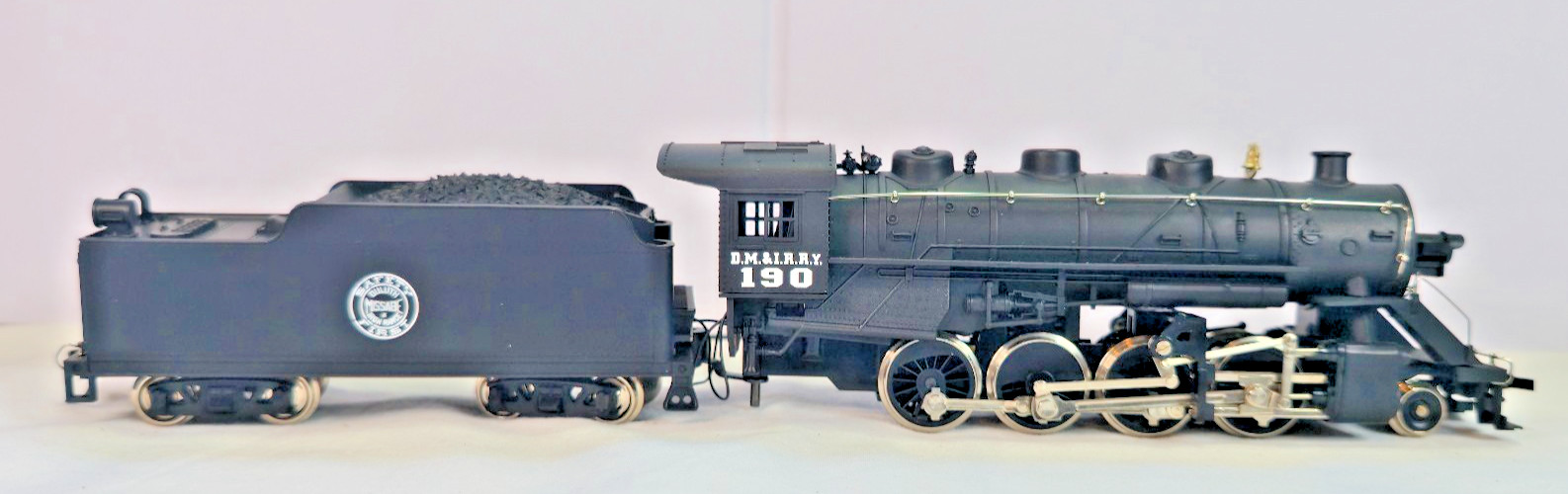IHC HO Scale DM&IR #190 2-8-0 Consolidation Steam Locomotive & Tender Tested RTR
