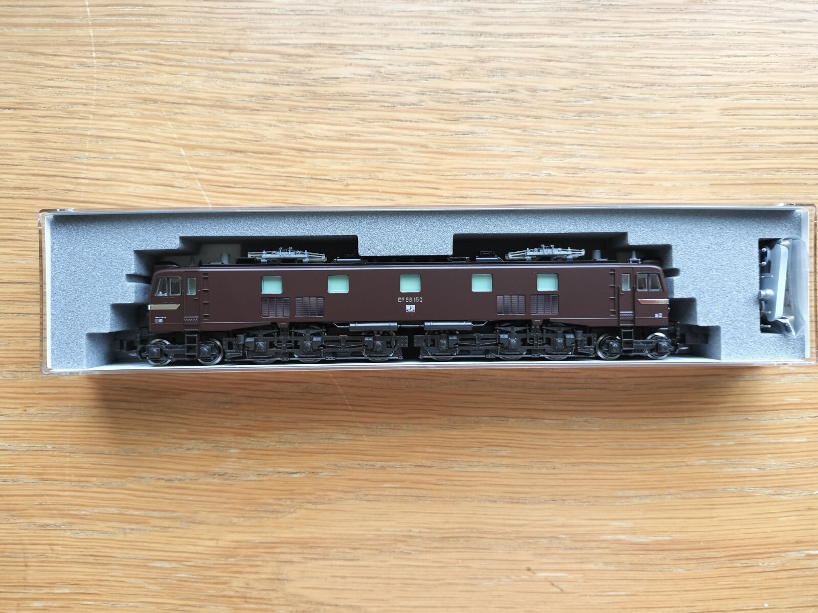 KATO N scale Electric Locomotive Vehicles EF58 150 Miyahara Operation 3049-1