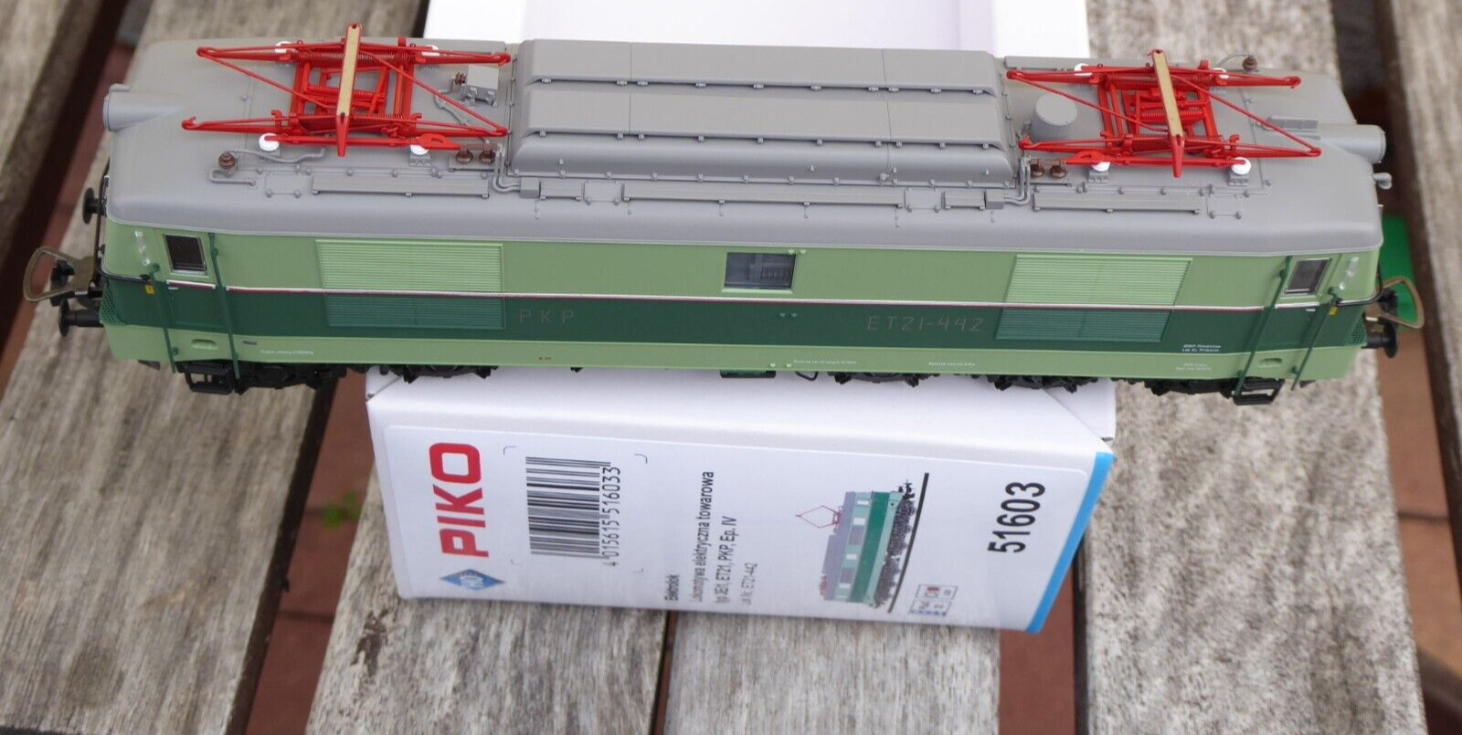 Piko 51603 Electric Locomotive PKP ET 21-442 Epoch 4/5 DSS PluX22+LED New in OVP