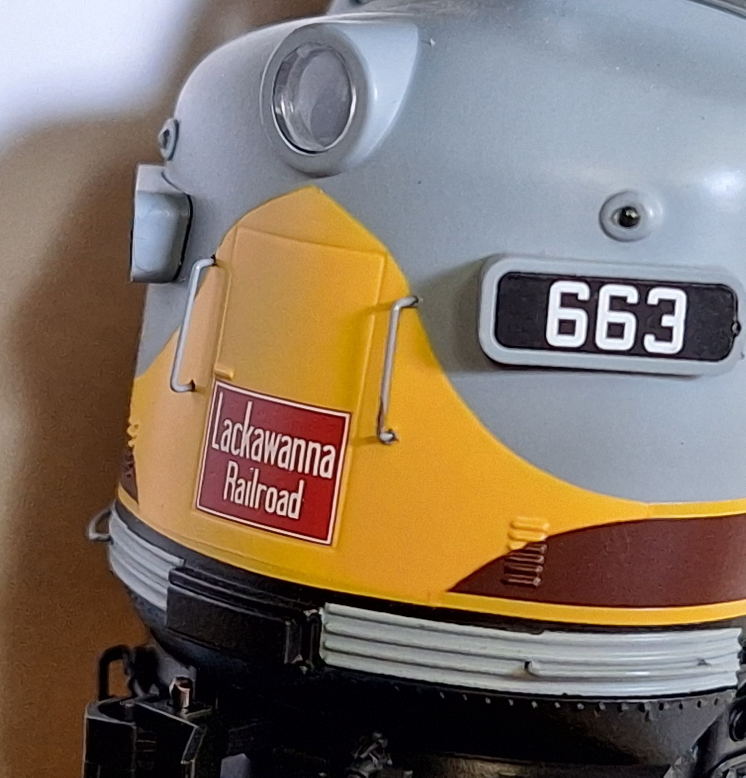 Bowser Exec Line/Hobbytyme #24633 HO DL&W F-3A #663 Tri-StateRHS/Steamtown Lot 2