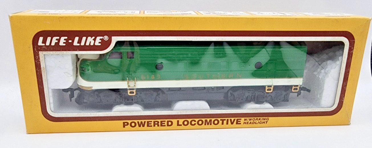 Life Like HO 1:87 F-7 Diesel Locomotive 6143 Southren Road Tested & Runs