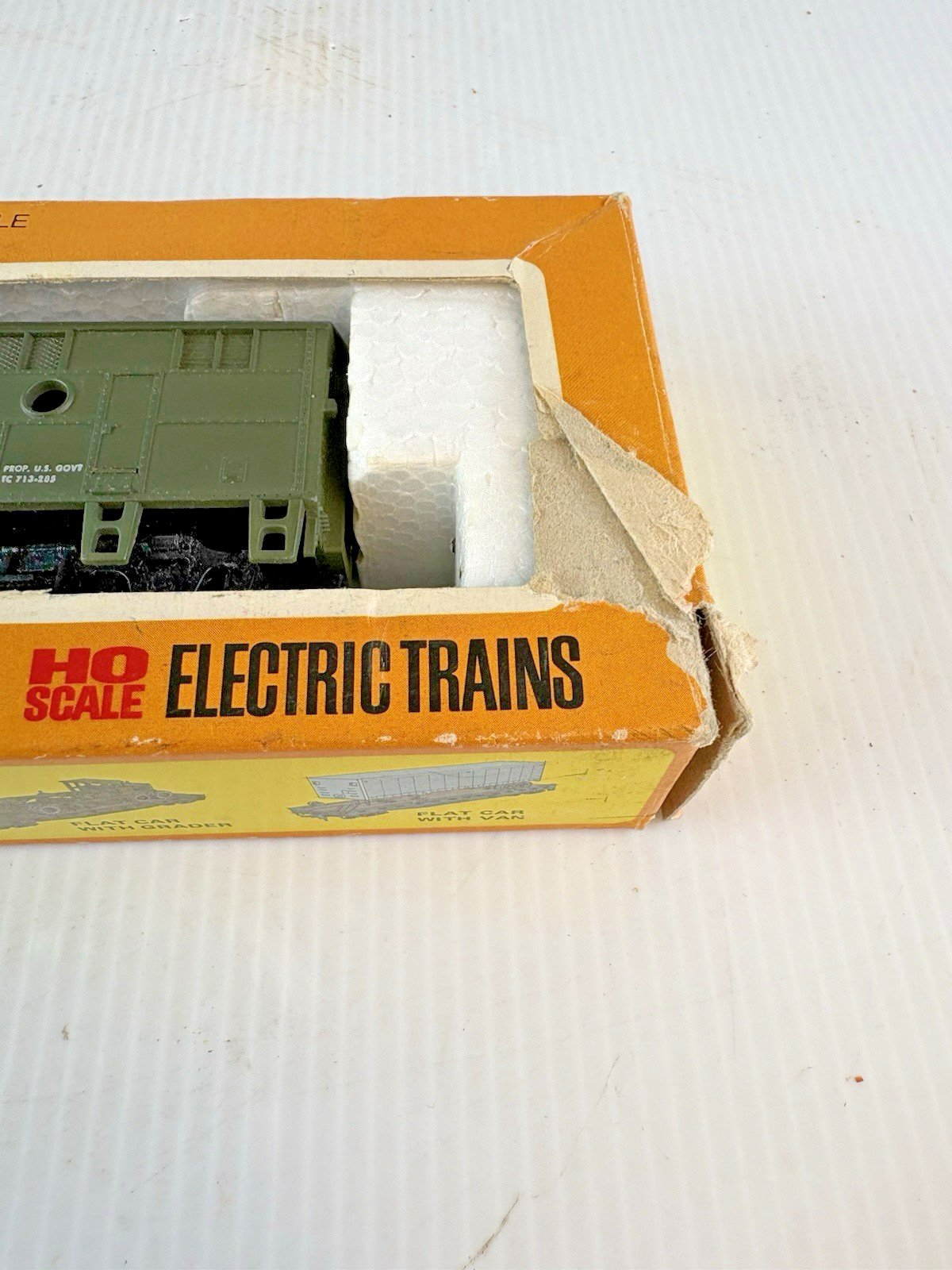 Cox HO Scale U.S. Army F3 Locomotive No.6111-6, Powered, Not Running, IOB